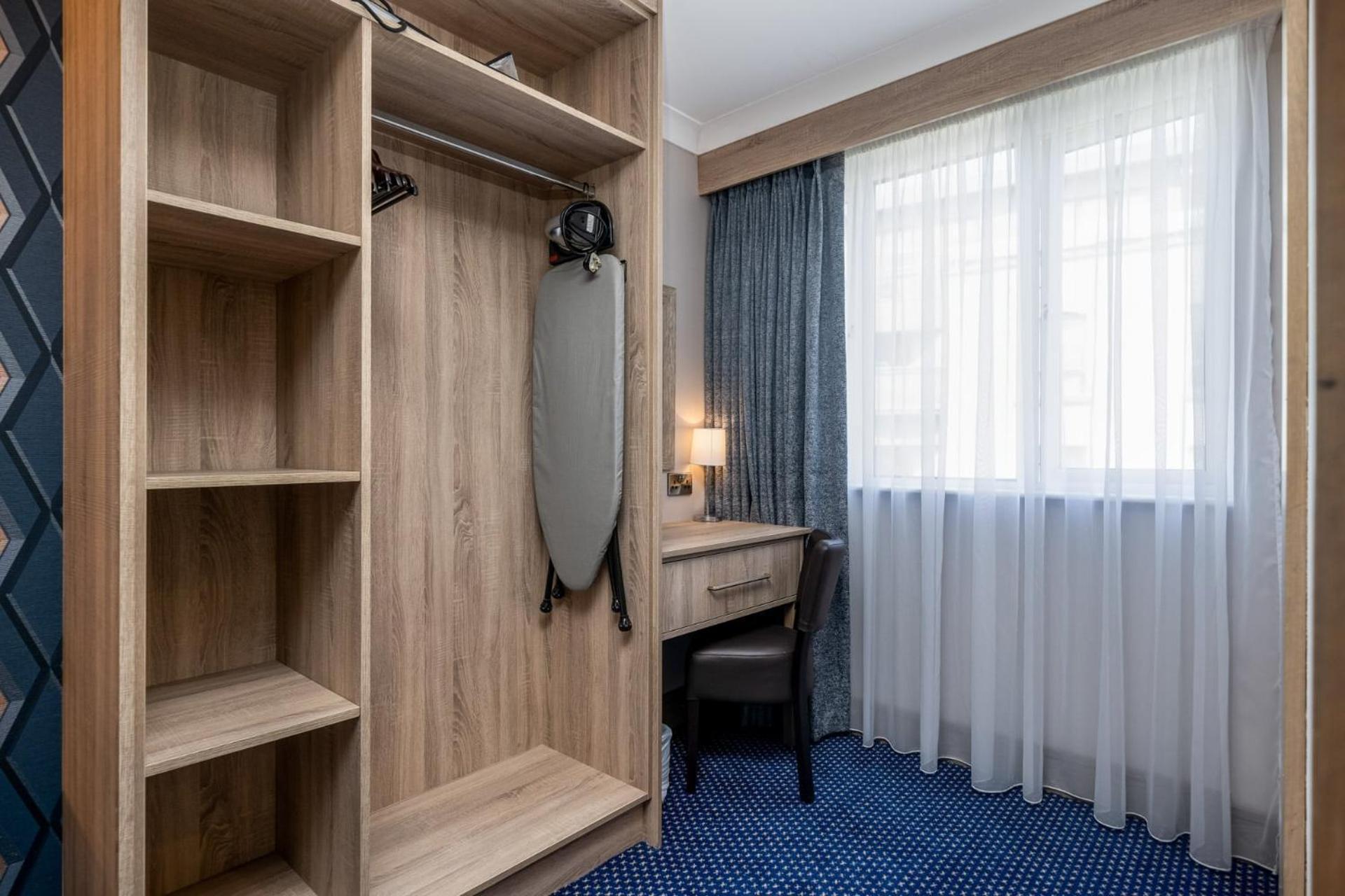 Rochestown Lodge Hotel Dun Laoghaire Dış mekan fotoğraf