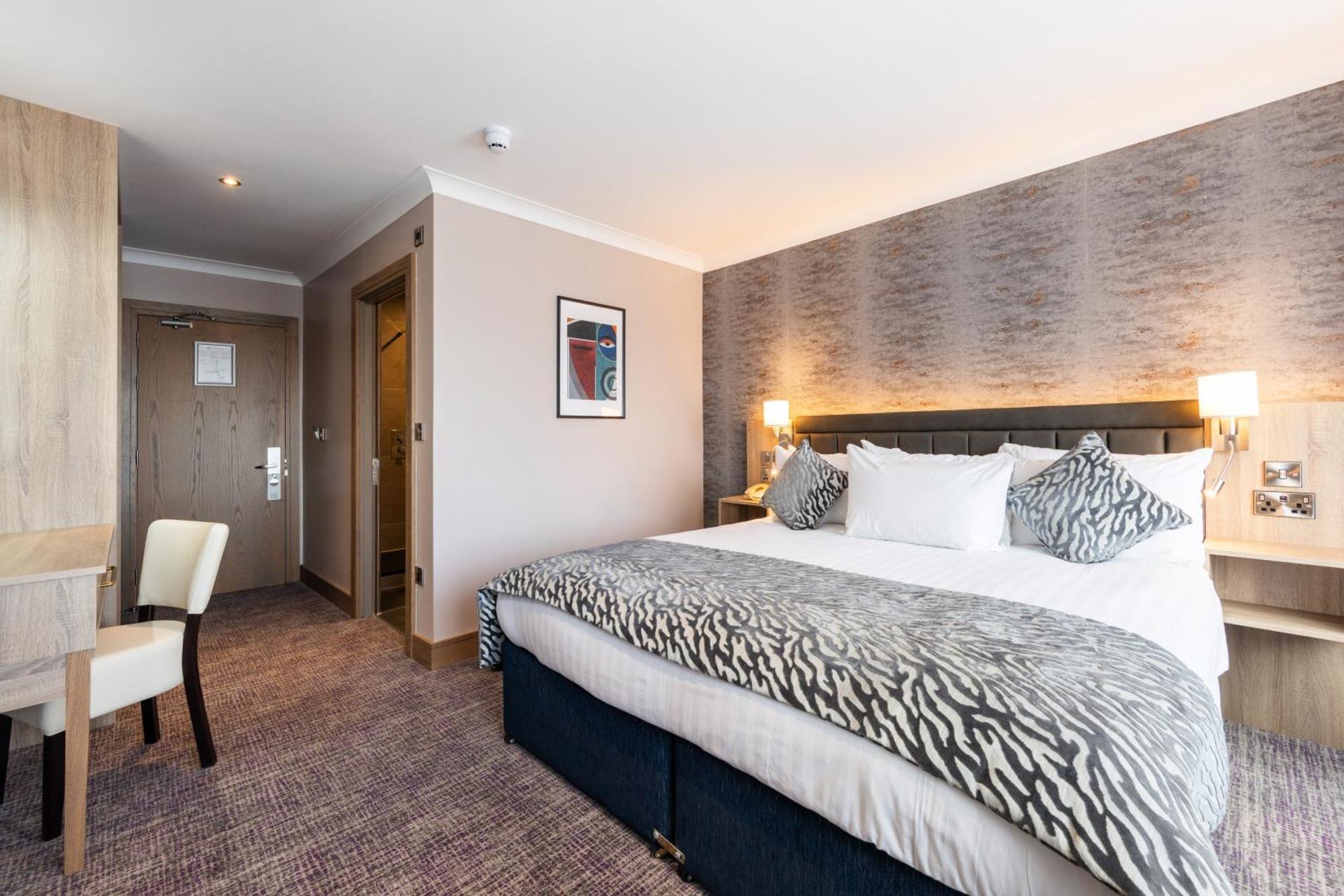 Rochestown Lodge Hotel Dun Laoghaire Dış mekan fotoğraf