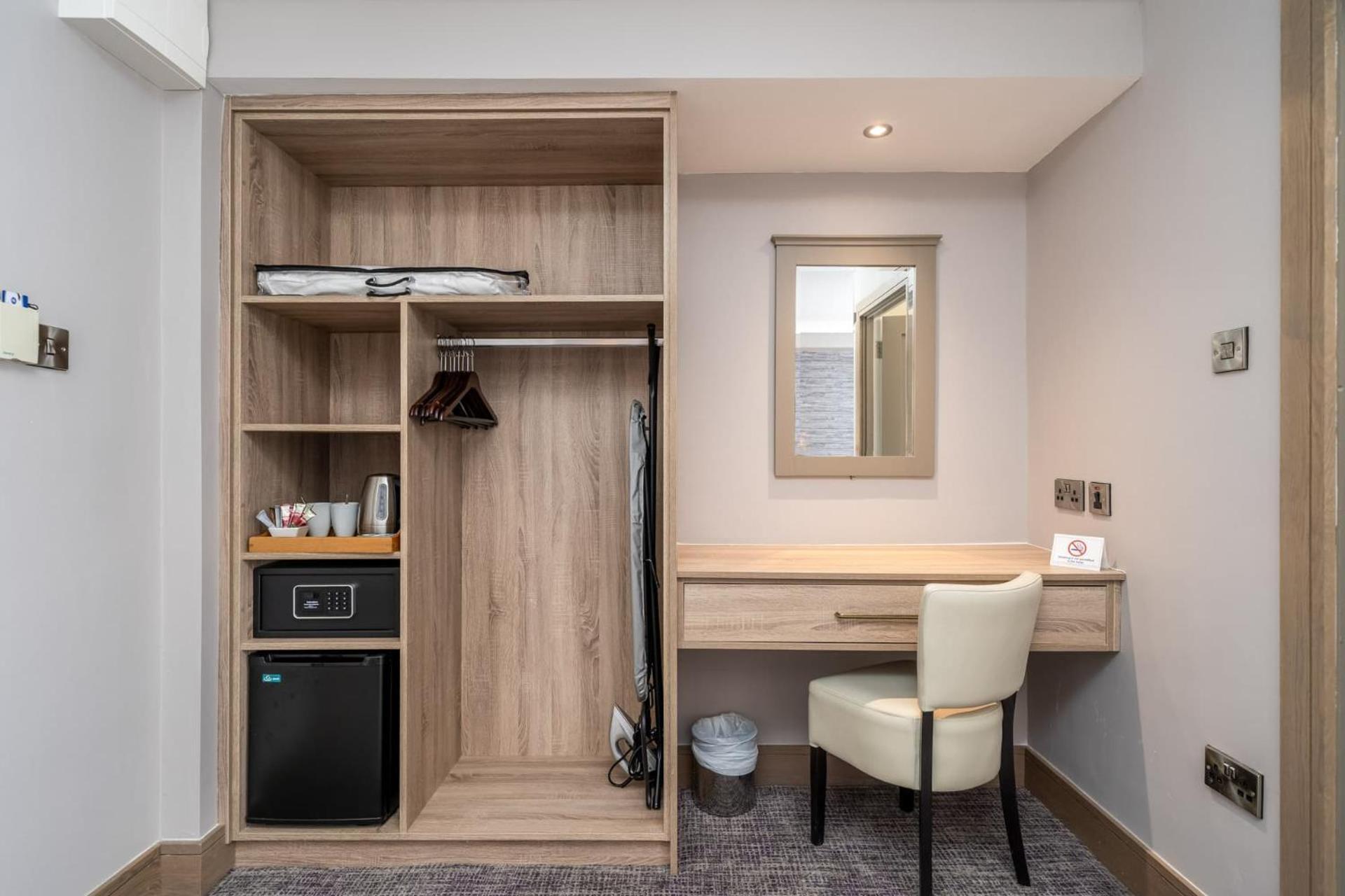 Rochestown Lodge Hotel Dun Laoghaire Dış mekan fotoğraf