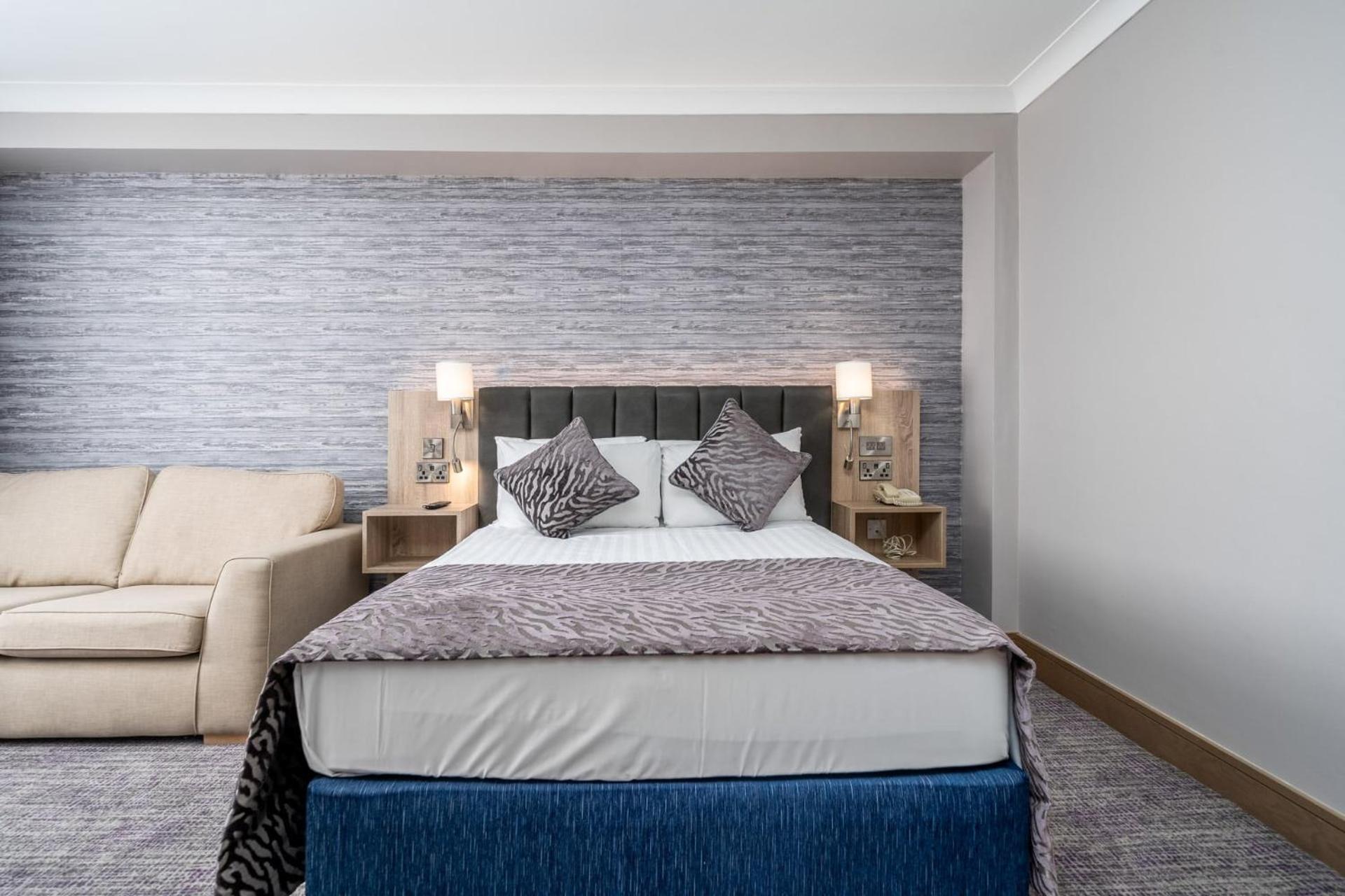 Rochestown Lodge Hotel Dun Laoghaire Dış mekan fotoğraf
